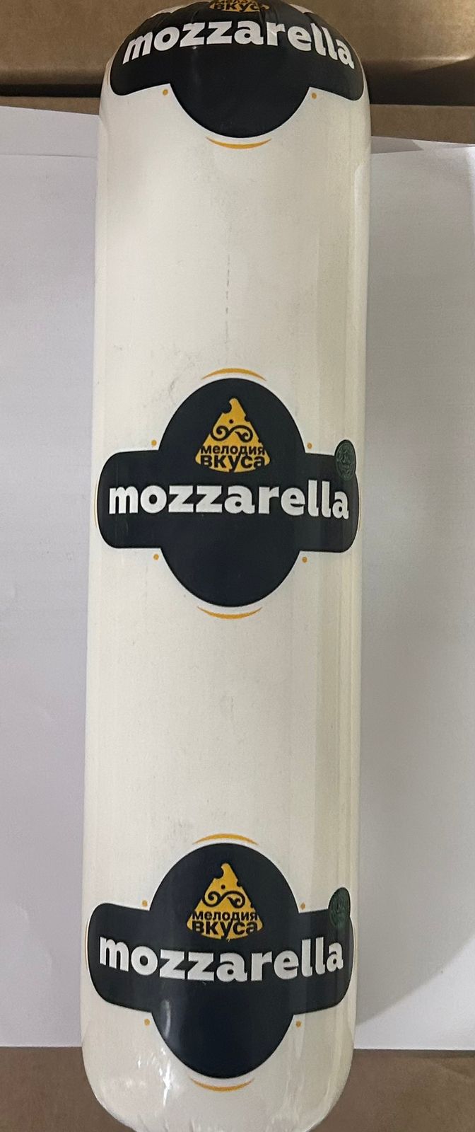 Сыр Моцарелла 40% брусковая, кг. ТМ Мелодия вкуса